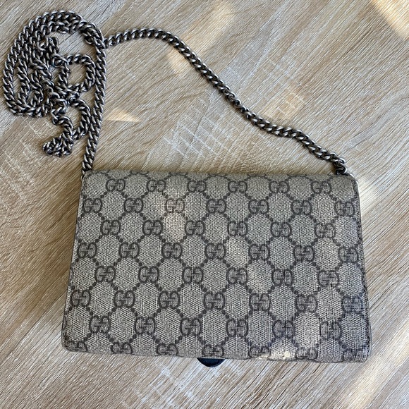 GUCCI GG Supreme Dionysus Wallet on Chain - Picture 8 of 13